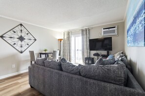 TV, fireplace - Epic Topsail Oceanfront - New Balcony (North Topsail Beach)