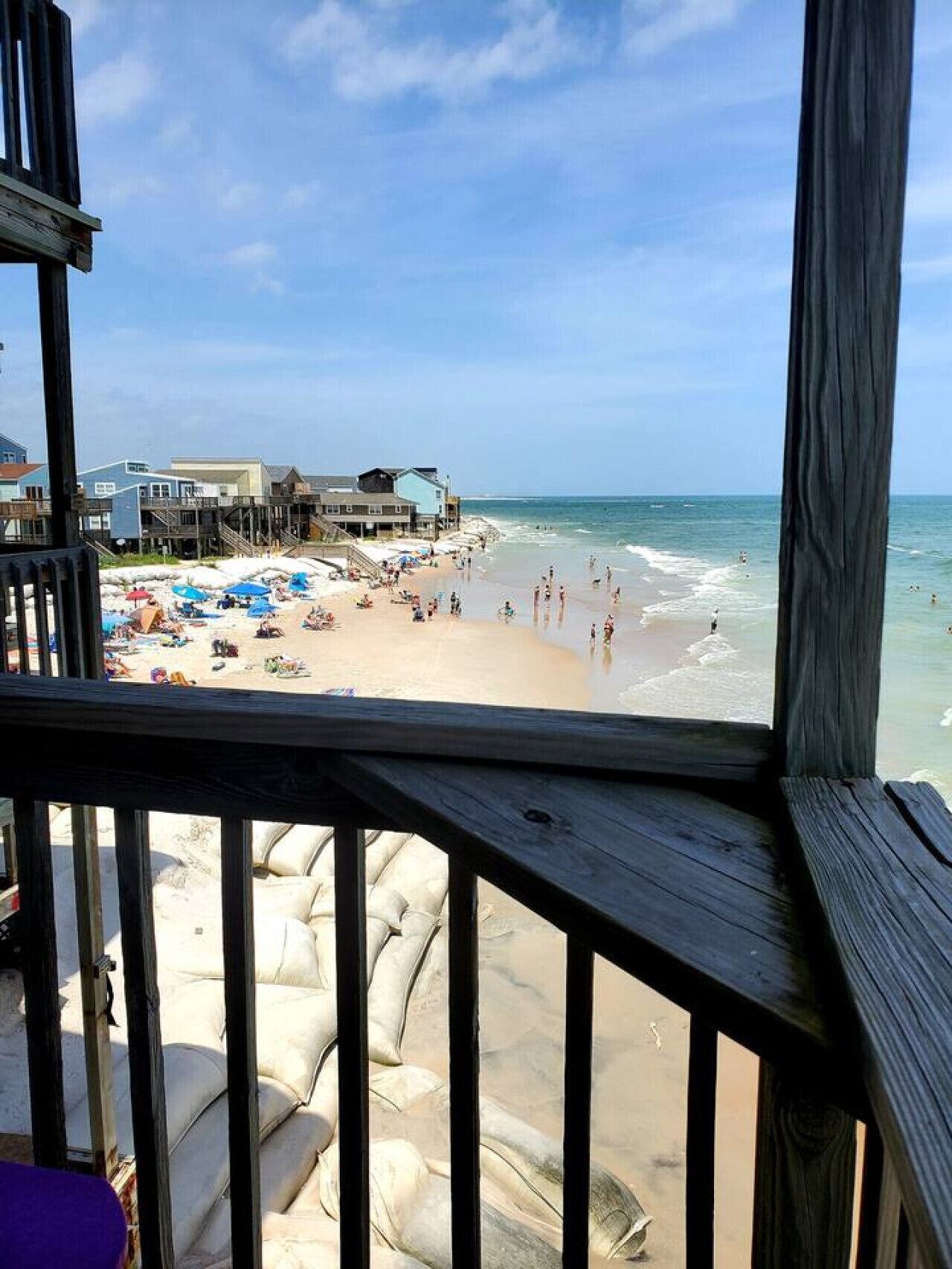 Una spiaggia nelle vicinanze