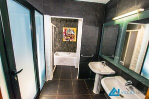 淋浴設備、風筒、提供毛巾