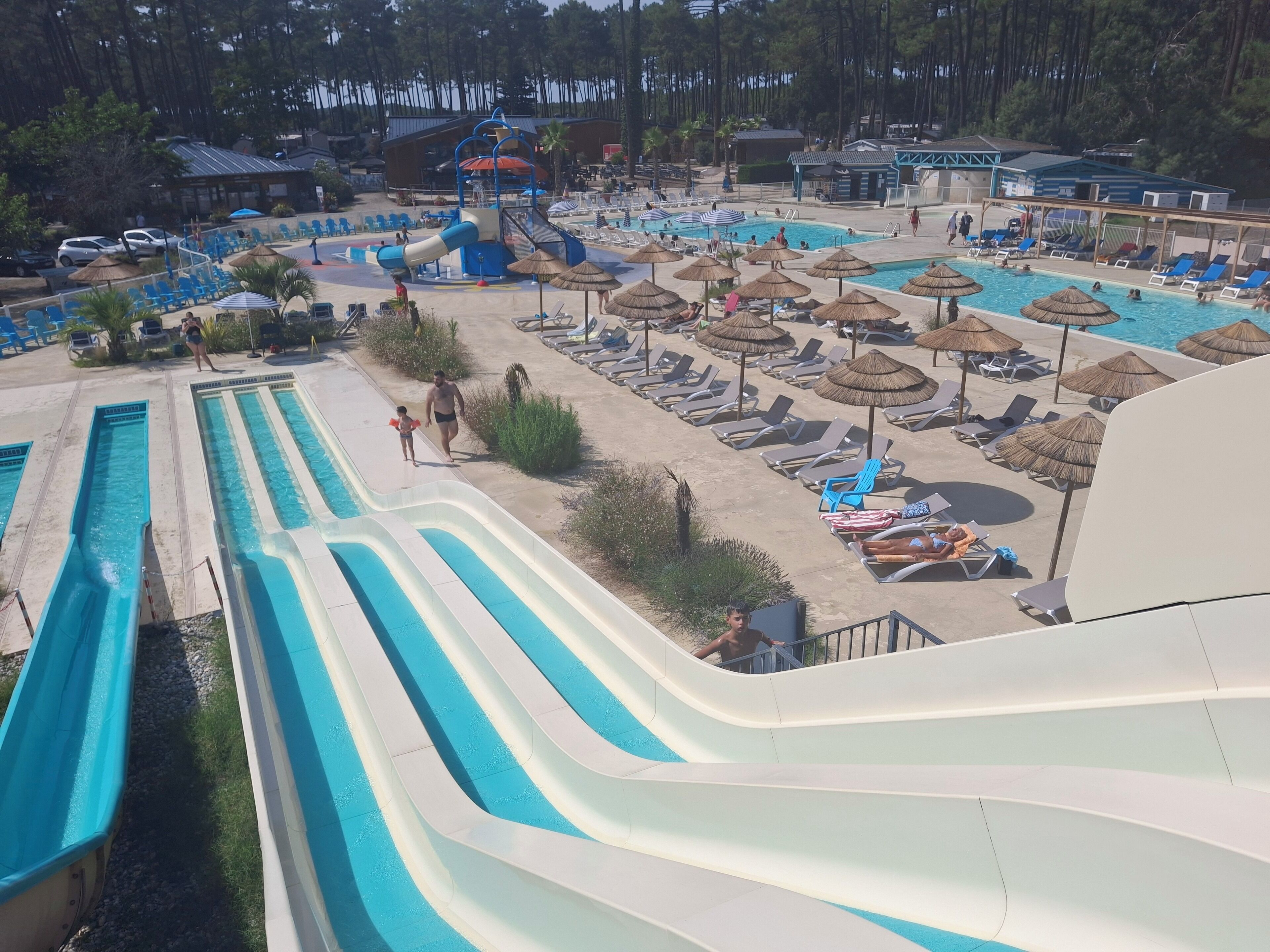 Piscine extérieure, piscine chauffée