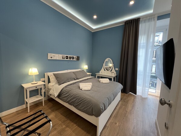 Premium bedding, down comforters, pillowtop beds, in-room safe