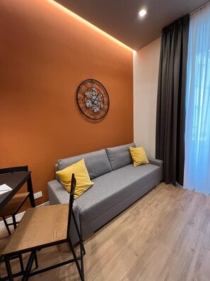 Family Studio Suite | Living area | Smart TV - CASA IMPERATORE (Naples)
