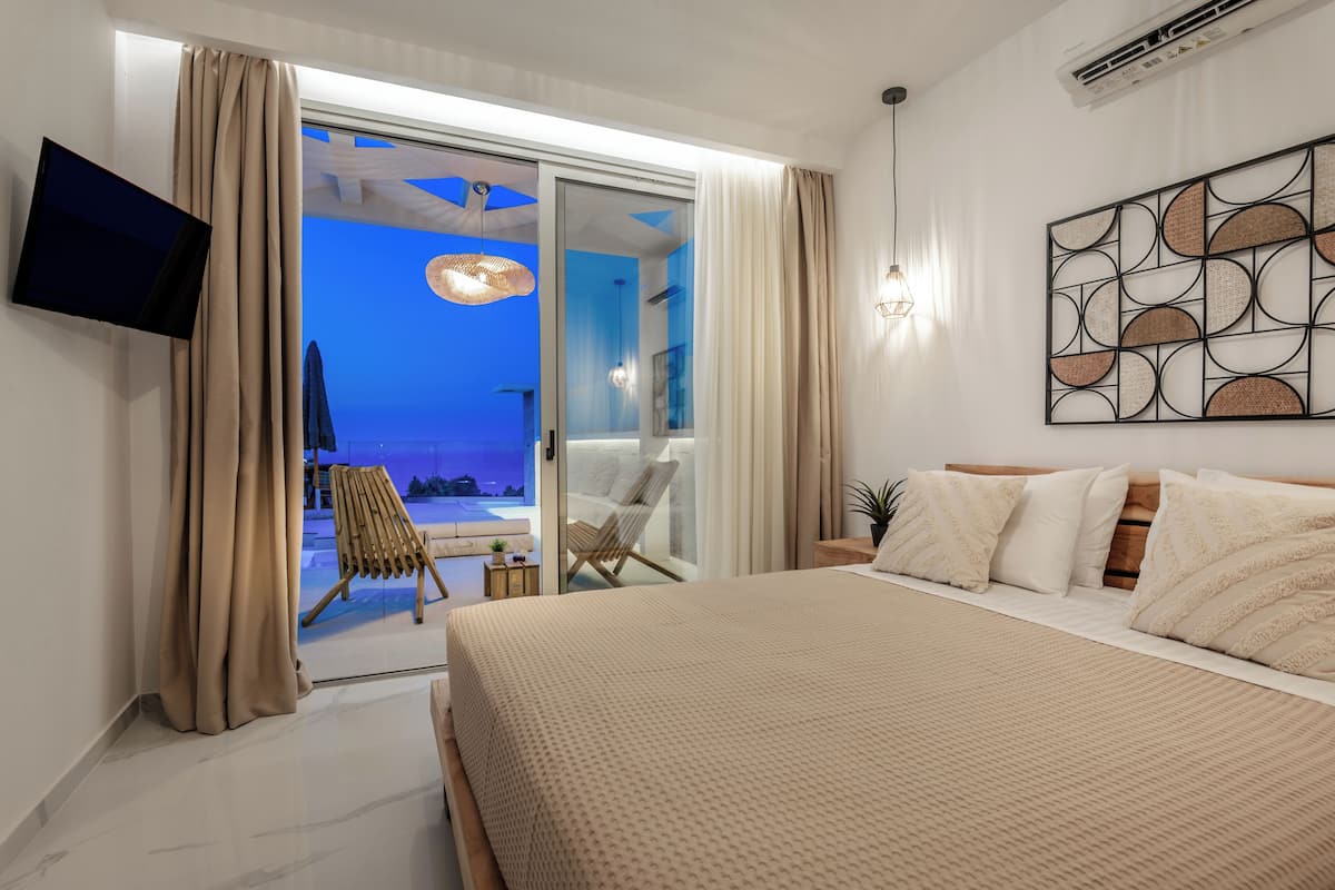 Villa Signature, 2 chambres, piscine privée, vue mer | 2 chambres, draps en coton égyptien, literie de qualité supérieure