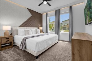 6 bedrooms, travel cot, WiFi, bed sheets