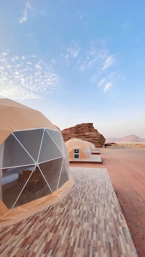 Premium bedding, down comforters, pillowtop beds, blackout drapes - Romantic Moment Rum (Wadi Rum)