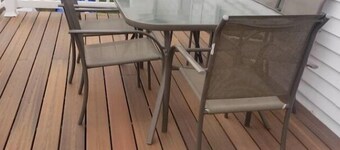 Central 4-bedroom single fam/with private parking

