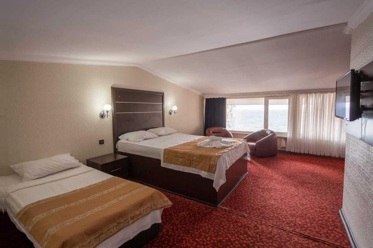 Standard Twin Room | WiFi (free)