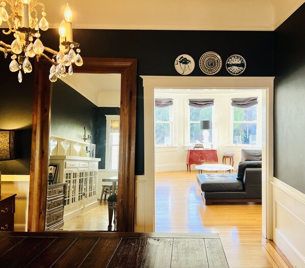 Interior - Beautifully decorated 3-bedroom home with backyard in the heart of Noe Valley! (San Francisco)