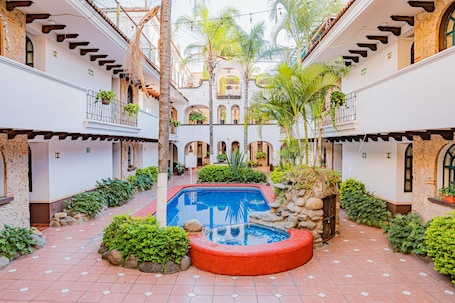 Fachada. Hotel Zapotlan