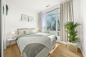 2 chambres, fer et planche à repasser, Wi-Fi, draps fournis