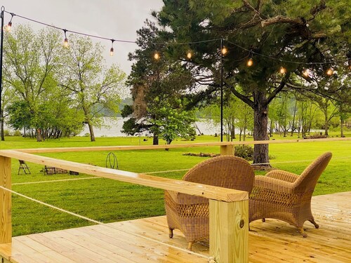 Grand Lake's Newest Two Bedroom Two Bathroom Cottage Plus Full Hookup RV Spot 