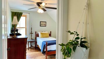 4 chambres, fer et planche à repasser, Wi-Fi, draps fournis