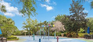 Children’s area - Bahama Bay 3BR biggest condo on third floor (Davenport)