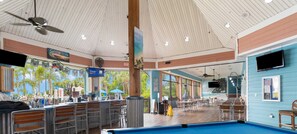 Bar (on property) - Bahama Bay 3BR biggest condo on third floor (Davenport)