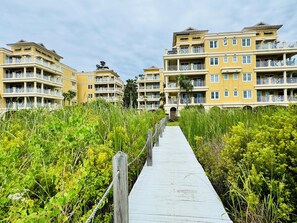 Exterior - Golf Cart Included Ocean Front Penthouse Suite 3 BR 3BTH Condo with Pool  (Daufuskie Island)