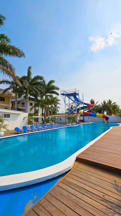 Hotel Partenon Beach