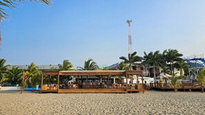 Uitzicht op strand/zee
