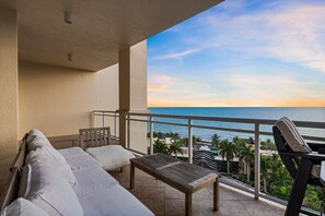 Property grounds - Luxury Annual Beach Rental W/Full Ocean View (Sarasota)
