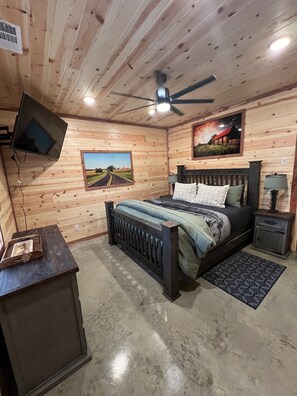 3 bedrooms, free WiFi, bed sheets