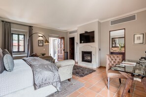 Suite Premium | 1 chambre, literie de qualité supérieure, couette en duvet d'oie