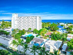 Exterior - Heated Pool+Hot Tub! Walk To Beach & Shops! (Fort Lauderdale)