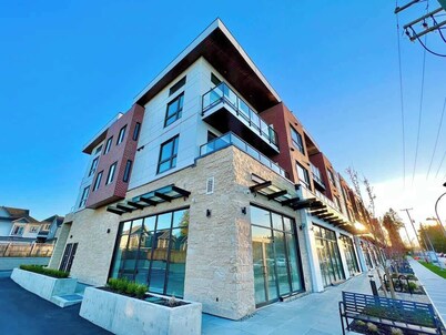 Family Friendly Ground Level Condo