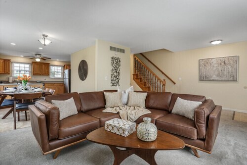 FamilyNest/King Bd/GameRoom