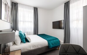 Room - Modern 4-Bedroom Apart near Aldgate East (London)