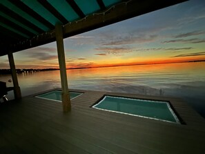 المنطقة المحيطة بالمنشأة