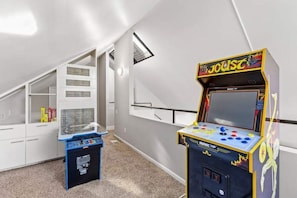 Game room - Beautiful Home by Rice, Med Ctr, Museums (Houston)