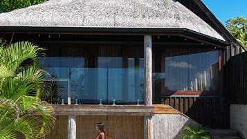 ๋น๋ผ (The View) | 1 ๊ฐ์ ์นจ์ค, ํ๋ก์ฐํ ์นจ๋, ๋ฏธ๋๋ฐ, ๋ฌด๋ฃ WiFi