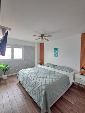 2 Schlafzimmer, Schreibtisch, Bügeleisen/Bügelbrett, WLAN