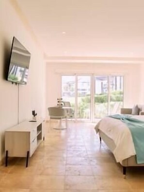 2 chambres, fer et planche à repasser, Wi-Fi, draps fournis