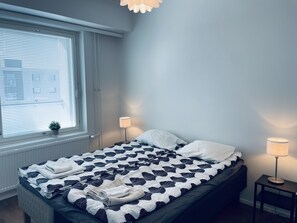 1 bedroom, iron/ironing board, WiFi, bed sheets