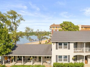 Exterior - Lighthouse Condo 10-Renovated Bathroom in 2025! (Traverse City)