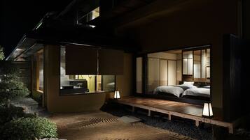 Ocean Panorama View Luxury Room, Non Smoking -mizunoaya- | In-room safe, blackout drapes, soundproofing, iron/ironing board