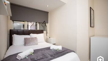 2 Schlafzimmer, Bügeleisen/Bügelbrett, kostenloses WLAN, Bettwäsche