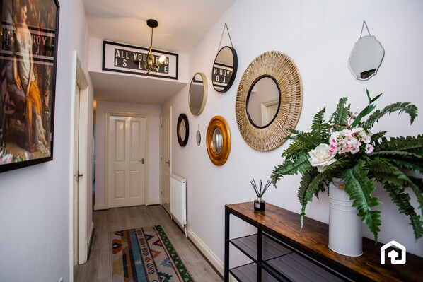 Interior - Stylish Cosy Two Bed Apartment - Coast Location (North Tyneside)