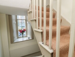 Interior - Upper Oakwood (Alnwick)