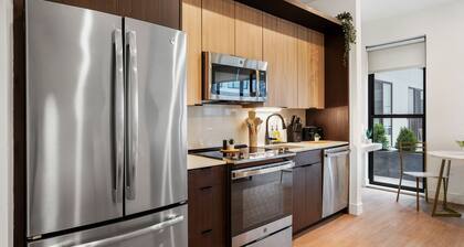 Luxury Living in OTR:1-BR Oasis With Free Parking+Pool+Gym