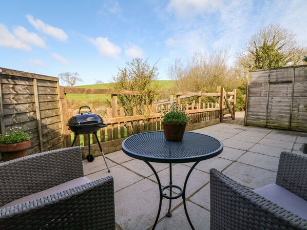 Cottage | Property grounds - The Linhay (Barnstaple)