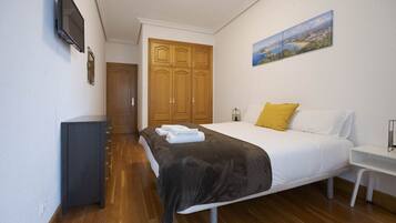 Desk, iron/ironing board, travel crib, WiFi