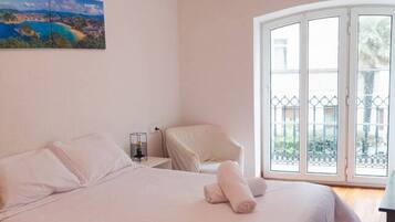 1 bedroom, iron/ironing board, travel cot, WiFi