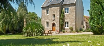 Holiday Home 'Gite 12 Pers À 15kms De La Plage' with Private Garden and Wi-Fi