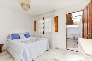 1 makuuhuone, silitysrauta/-lauta, ilmainen Wi-Fi, vuodevaatteet