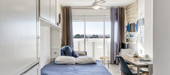 Apartment 'Ventana Loft' with Sea View and Wi-Fi