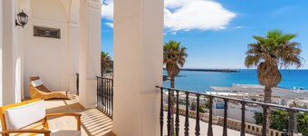 Villa 'Ramirez' met Uitzicht op Zee, Gedeelde Tuin