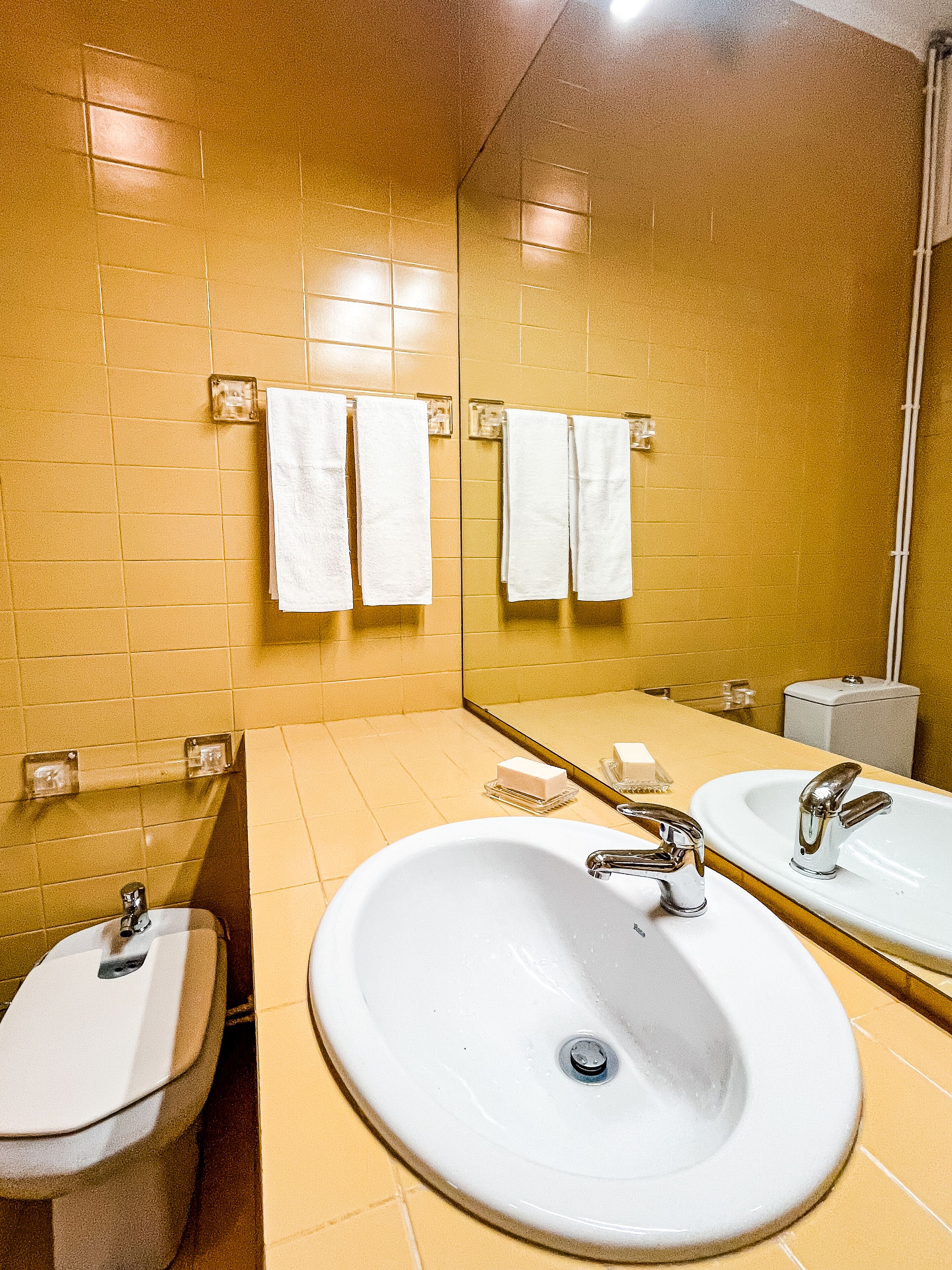 Photo - Seaside Elegance and Tranquility: Your Luxurious Porto Getaway