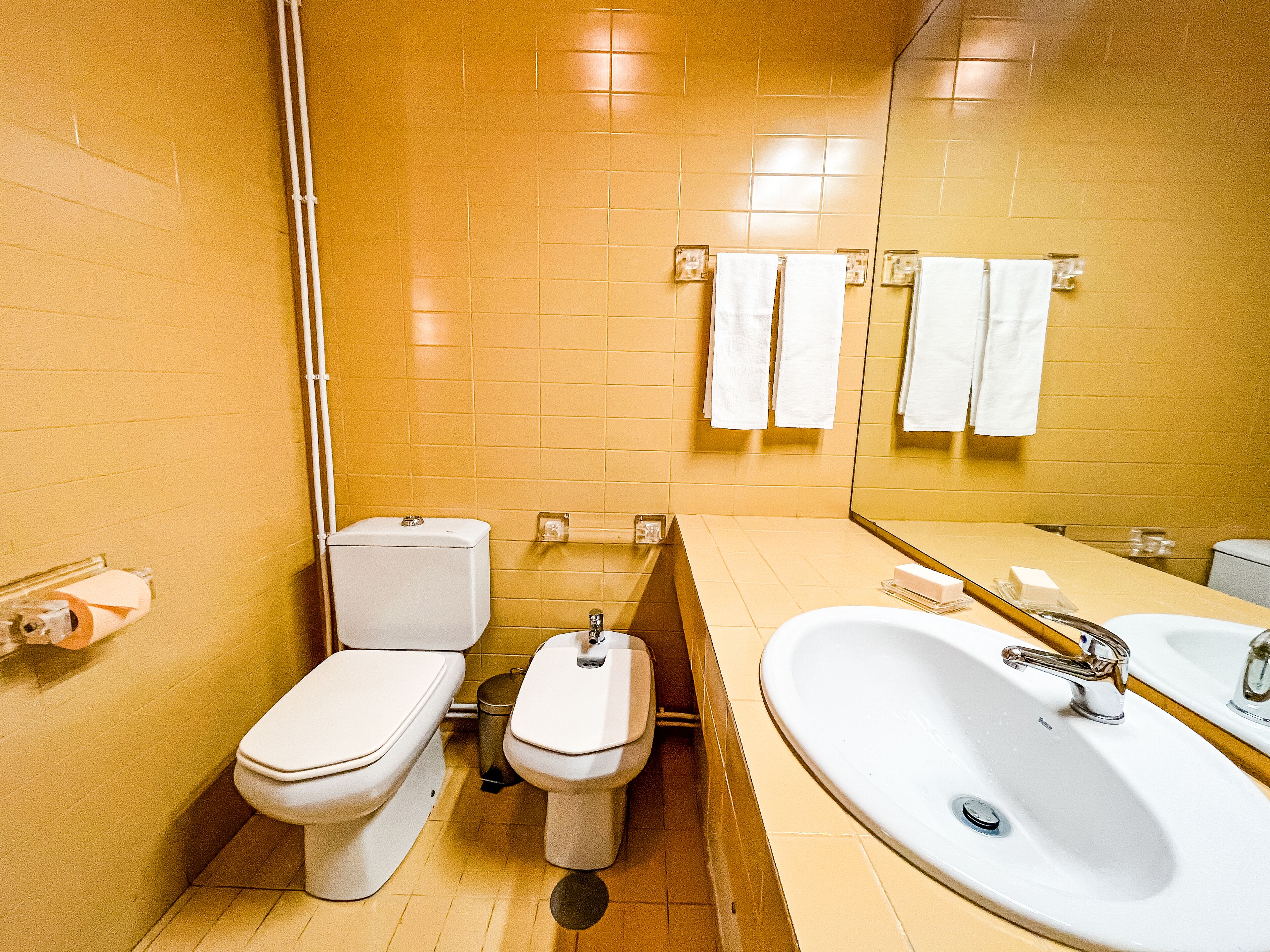 Photo - Seaside Elegance and Tranquility: Your Luxurious Porto Getaway