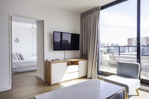 Panoramic-Doppelzimmer | Wohnbereich | Smart-TV